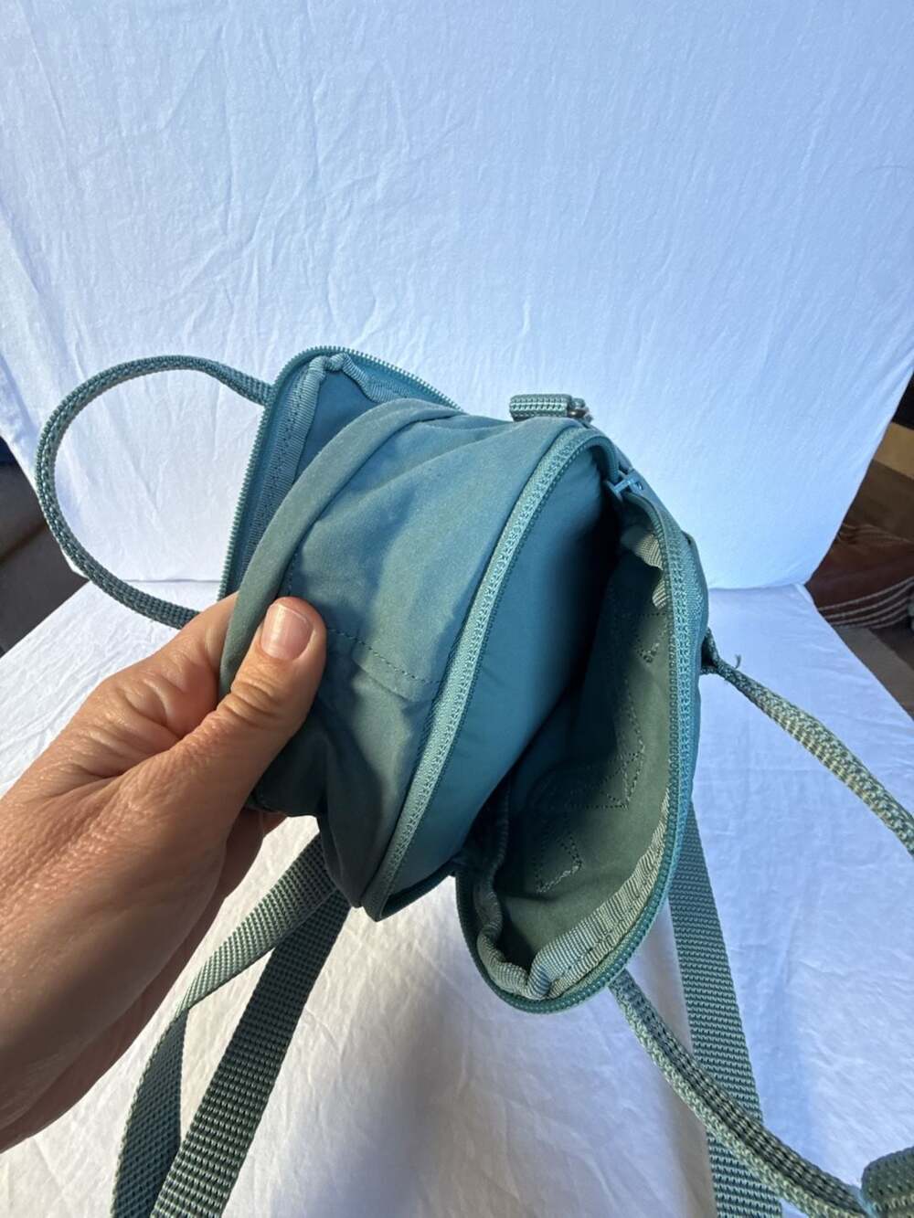 Fjallraven Kanken Sling Mini Crossbody Shoulder Bag Pack Sage Frost Green - Picture 4 of 9